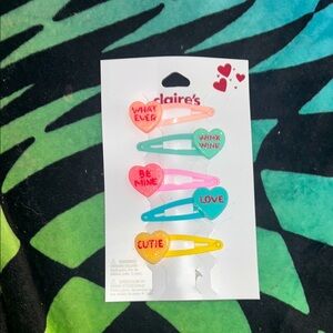 ✨🆕BNIP!Claires Valentines Day Candy Hearts Hair Clips!💜💖